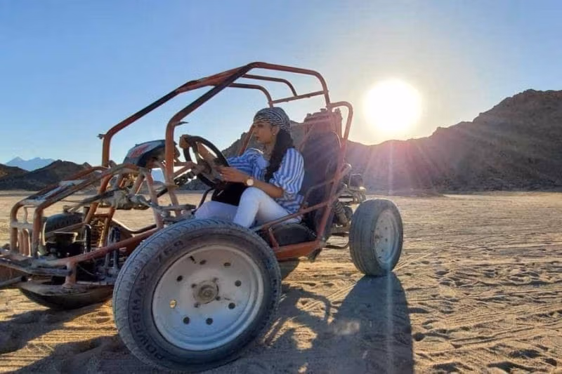 Супер сафари: Квадроциклы, багги, верблюды + ужин с восточным шоу