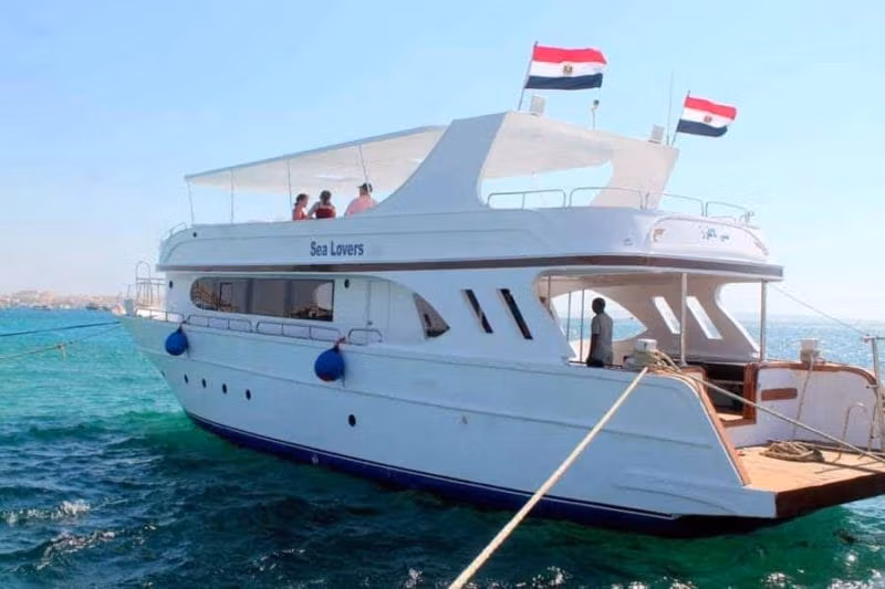 Яхта Sea Lovers